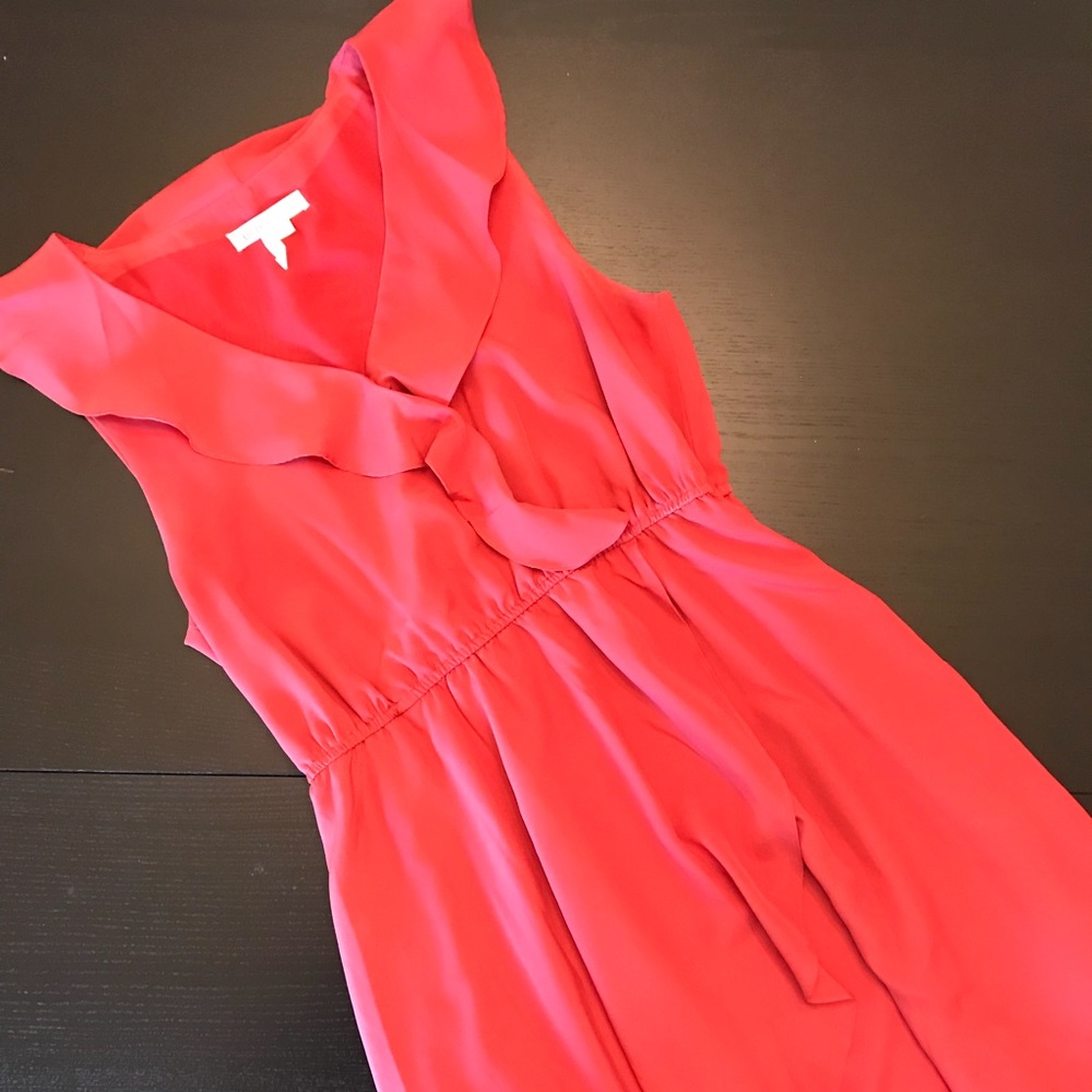 Pretty dark red flutter dress